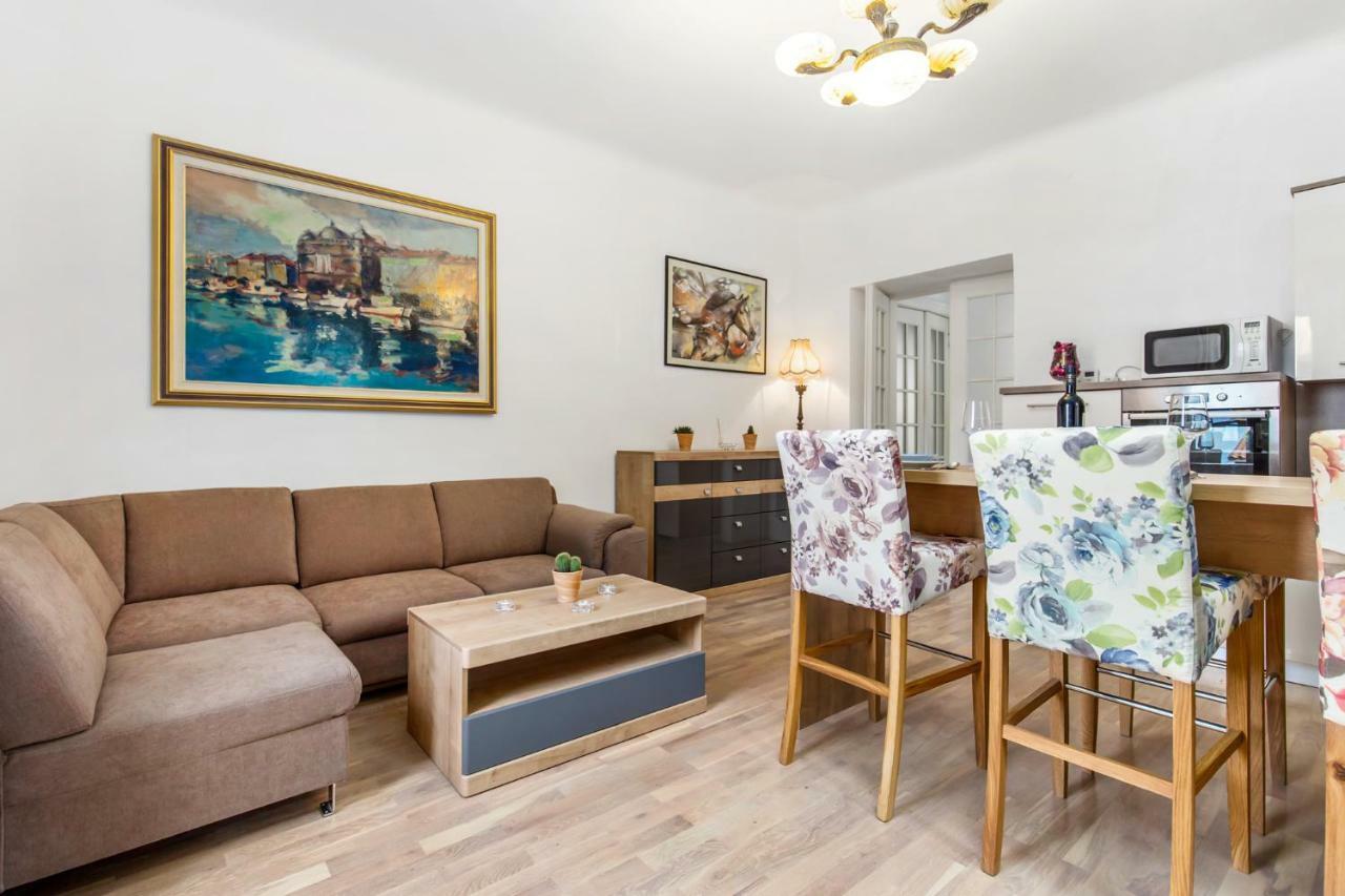 Apartman Villa Carolina Fiume Kültér fotó