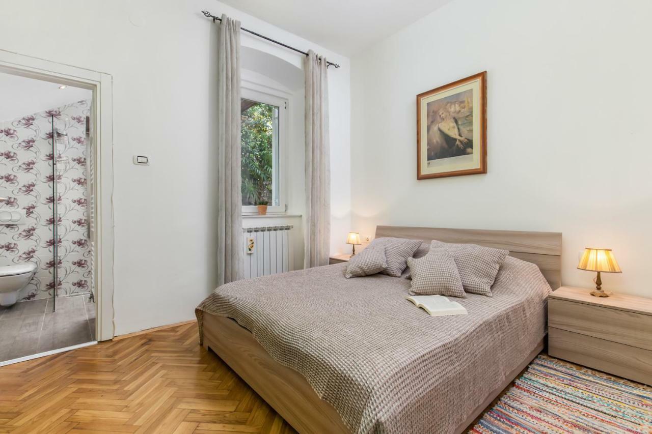Apartman Villa Carolina Fiume Kültér fotó