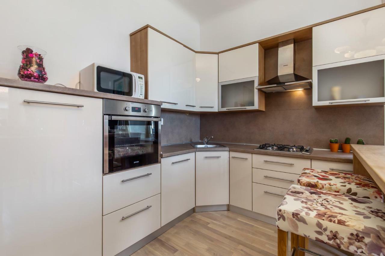 Apartman Villa Carolina Fiume Kültér fotó