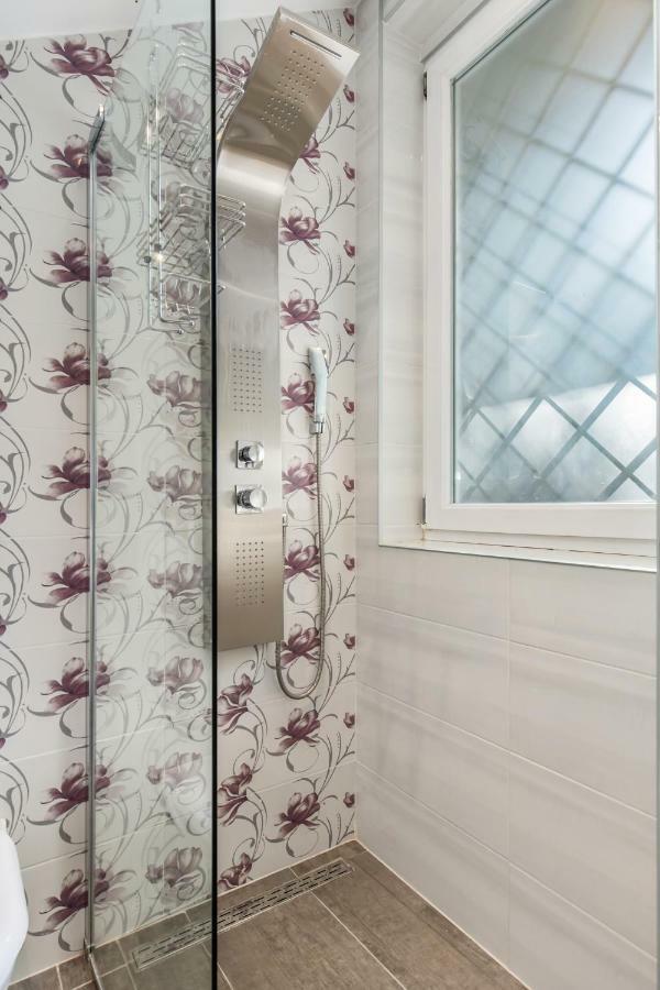 Apartman Villa Carolina Fiume Kültér fotó