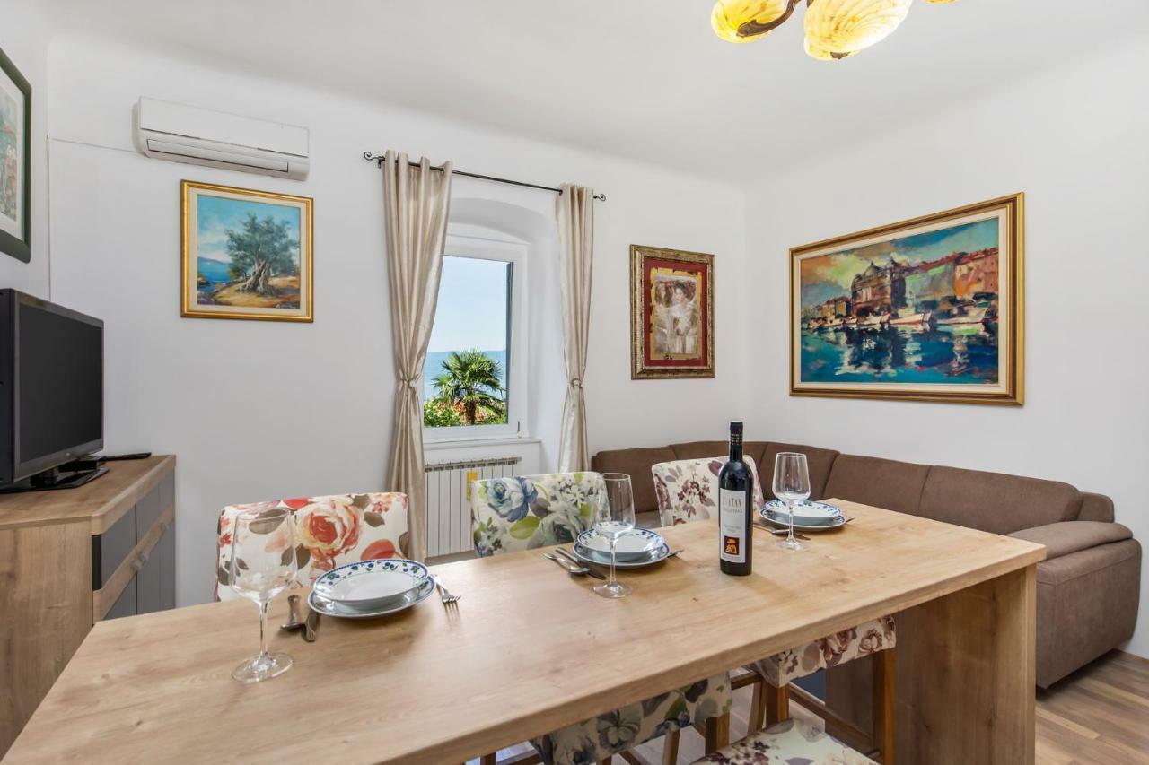 Apartman Villa Carolina Fiume Kültér fotó